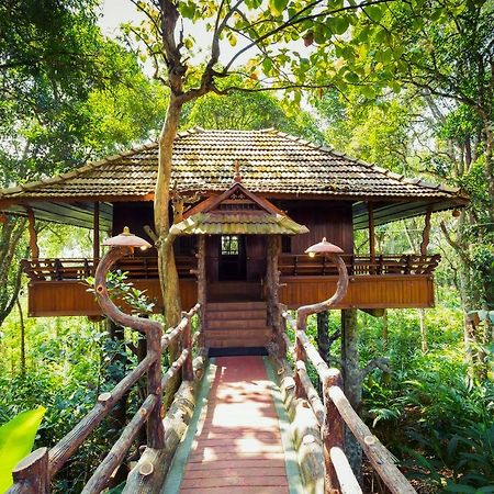 Kalppavanam Heritage Resort Thekkady Esterno foto
