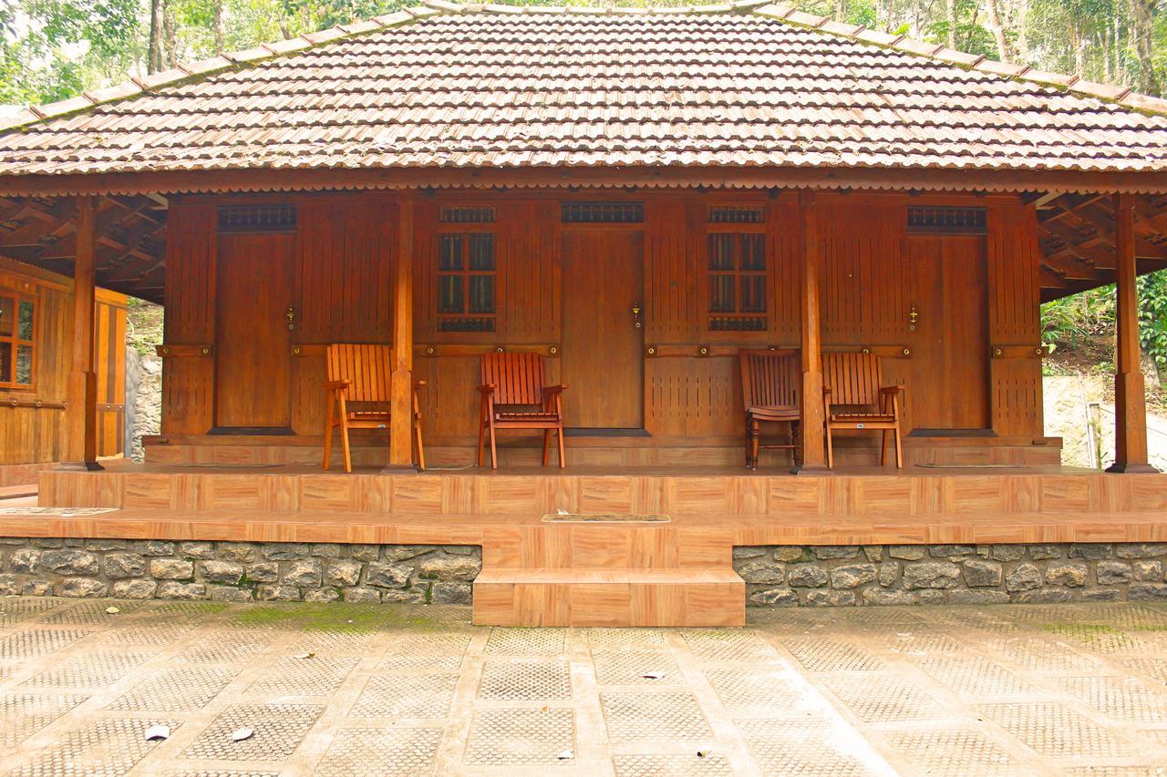 Kalppavanam Heritage Resort Thekkady Esterno foto